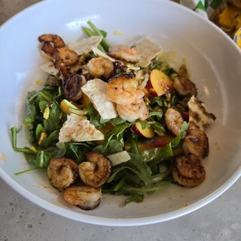 Fernside - Salad with shrimp - Cocktail Bars Near Me - San Diego, California