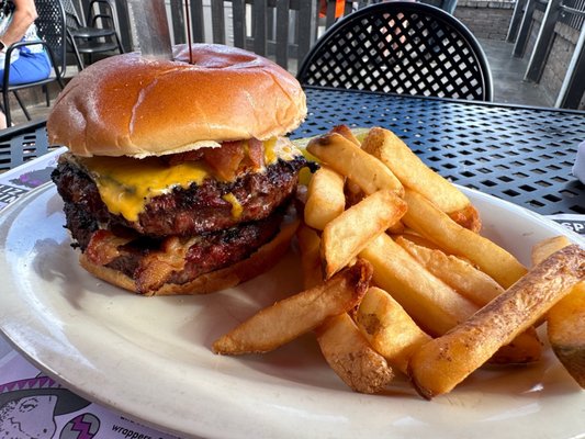 WINKING LIZARD - Updated June 2024 - 125 Photos & 190 Reviews - 1615