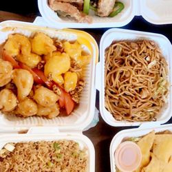 Rose Garden - Salt pepper fried pork chops, lovers prawns, 3. Shrimp Fried Rice, 3. Fried Crab Cheese Puffs, chow mein.