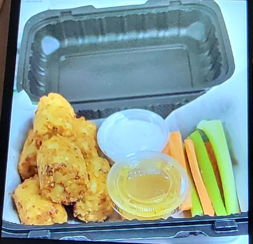 Food from DellASouls Loaded Potato and More