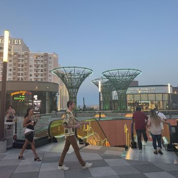 BLVD Las Vegas - Upper floor - Shopping Centers Near Me - Las Vegas, Nevada