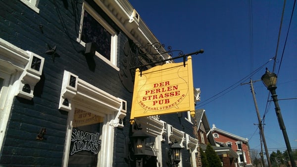 Pearl Street Pub by null