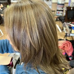 COLOR BY ANNIE