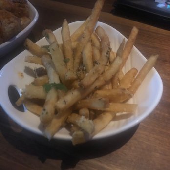 Yard House - Truffle Fries - New American Near Me - Washington, DC, District of Columbia