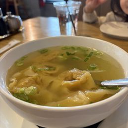 Chicken wonton soup