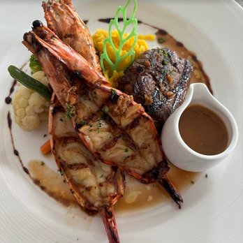 Christiana's - Panglao, BOH