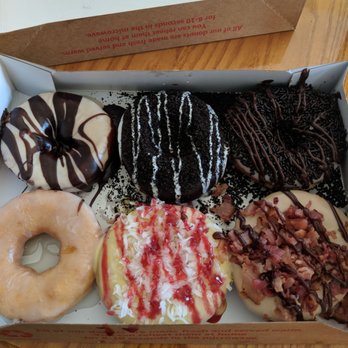 Duck Donuts - Assorted half dozen - Donuts Near Me - Corolla, North Carolina Duck Donuts - Assorted half dozen - Donuts Near Me - Corolla, North Carolina