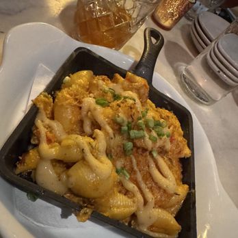 Bourbon - Pulled Pork Mac & Cheese - Cajun/Creole Near Me - Columbia, South Carolina Bourbon - Pulled Pork Mac & Cheese - Cajun/Creole Near Me - Columbia, South Carolina