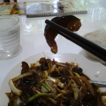 Chi Cafe - This is the sea cucumber.. also a great tasting dish!! - Hong Kong Style Cafe Near Me - Chicago, Illinois