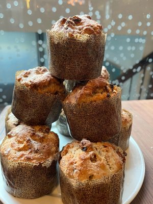 Runner & Stone by null