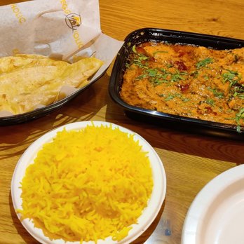Eggholic - Chicken Kadai (medium spice) with a side of rice and roti - Indian Near Me - Nashville, Tennessee