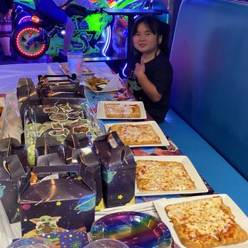 Dave & Buster's Fairfield - kids pizza galore - Arcades Near Me - Fairfield, California Dave & Buster's Fairfield - kids pizza galore - Arcades Near Me - Fairfield, California