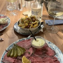 Anno 1800 - Roastbeef mit Bratkartoffeln und hausgemachter Sauce