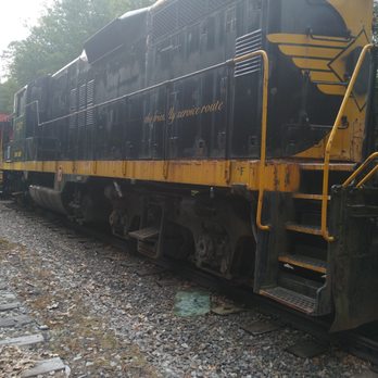 Soarin Eagle Rail Tour - Locomotive diesel train - Bikes Near Me - Hawley, Pennsylvania