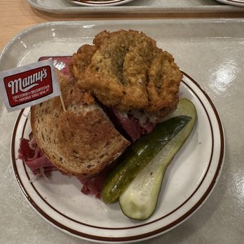 Manny's Cafeteria & Delicatessen - Ruben sandwich - Delis Near Me - Chicago, Illinois