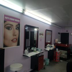 Pretty Eyebrow Threading - Left hand side view as of April 2022