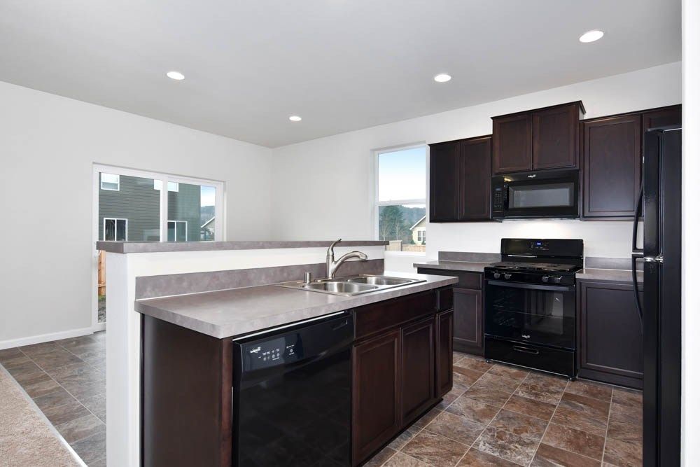 LGI HOMES MERIWETHER Updated September 2024 16 Photos 1865