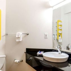 Motel 6 - Bathroom