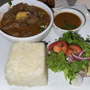 El Cilantrillo Restaurant - Semoran - Carne guisada, rice and beans - Puerto Rican Near Me - Orlando, Florida El Cilantrillo Restaurant - Semoran - Carne guisada, rice and beans - Puerto Rican Near Me - Orlando, Florida