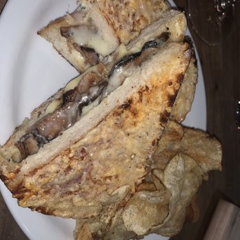 Echo & Rig - Brisket grilled cheese - Steakhouses Near Me - Sacramento, California