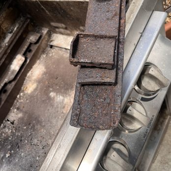 All Clean Grills - A burner that is way Way WAY past its expiration date!! - Grill Services Near Me - Beverly Hills, California