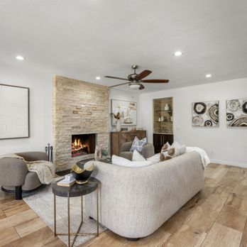 Rosin Team- eXp Realty - Cozy living area with fireplace, designed for comfort and style. - Real Estate Agents Near Me - Scottsdale, Arizona Rosin Team- eXp Realty - Cozy living area with fireplace, designed for comfort and style. - Real Estate Agents Near Me - Scottsdale, Arizona