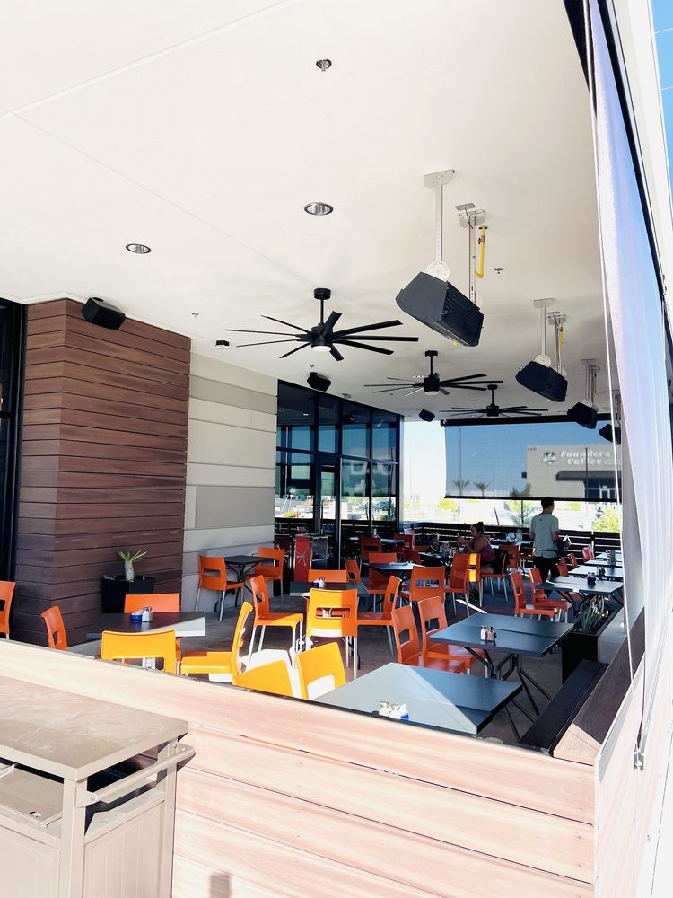 Snooze, an A.M. Eatery