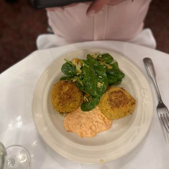 Sardi's - Shrimp cake entree - American Near Me - New York, New York