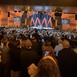 Radio City Music Hall - Modi taking a photograph of us