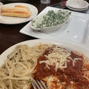 Luigi's at Westbury - Pizza Near Me - Yukon, Oklahoma Luigi's at Westbury - Pizza Near Me - Yukon, Oklahoma