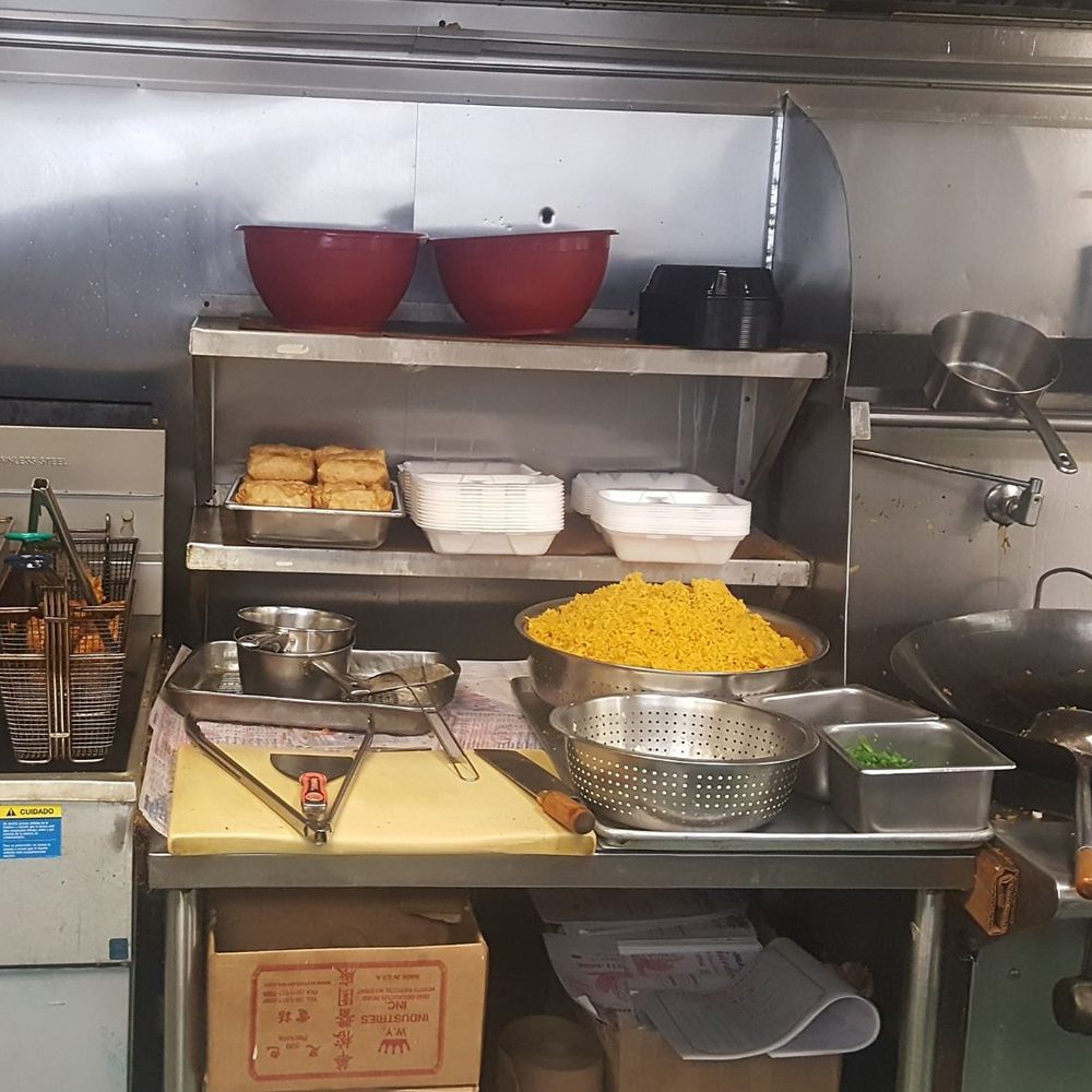 Ming Garden - Kitchen area. Wings, rice and egg rolls ready to be prepared. - Chinese Near Me - Savannah, Georgia Ming Garden - Kitchen area. Wings, rice and egg rolls ready to be prepared. - Chinese Near Me - Savannah, Georgia