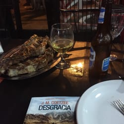 La Cañita - Barbara el asado de costilla y una cerveza muy fría ......precio excelente