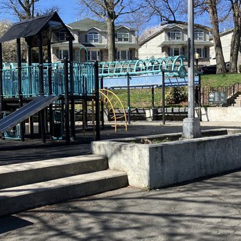 Lt Lia Playground - Parks Near Me - Staten Island, New York
