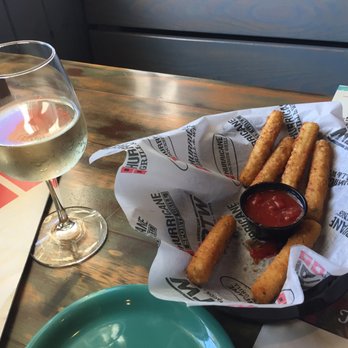Hurricane Grill & Wings - Wine and Mozzarella Sticks - American Near Me - Round Rock, Texas