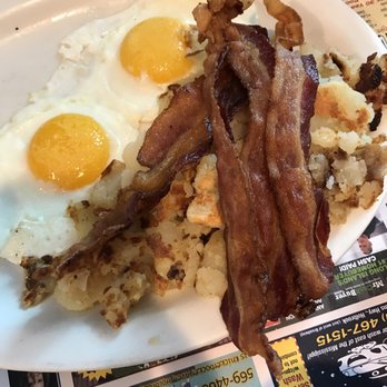 Holbrook Diner - Breakfast at the diner - Diners Near Me - Holbrook, New York Holbrook Diner - Breakfast at the diner - Diners Near Me - Holbrook, New York