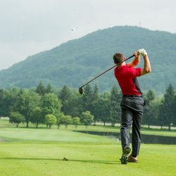 Double Black Diamond Golf Course - Teeing off number 7