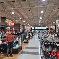 DICK'S Sporting Goods
