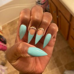 Studio B Nails - #Natural nails#freestyle