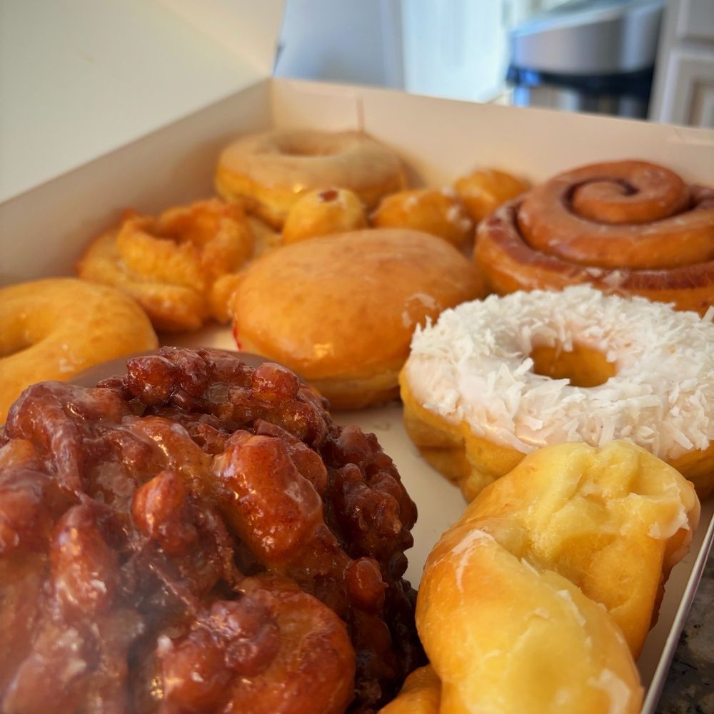 Marietta Donuts - Specialty Donuts mixed - Donuts Near Me - Marietta, Georgia Marietta Donuts - Specialty Donuts mixed - Donuts Near Me - Marietta, Georgia