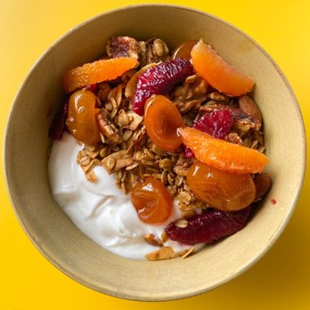 Beautiful Day - Granola Bowl - Breakfast & Brunch Near Me - La Quinta, California Beautiful Day - Granola Bowl - Breakfast & Brunch Near Me - La Quinta, California