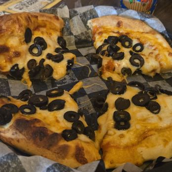 The Gin Mill - Personal pizza (+ black olives) - Bars Near Me - Ellicottville, New York The Gin Mill - Personal pizza (+ black olives) - Bars Near Me - Ellicottville, New York