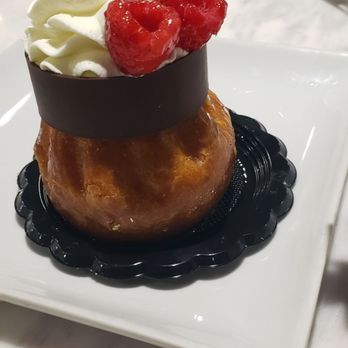Flo Paris - Drunken rum cake - Bakeries Near Me - Houston, Texas