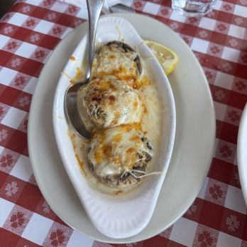 Vinny Vanucchi's - Stuffed Seafood Mushrooms - Italian Near Me - Galena, Illinois