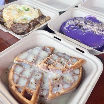 808 Grindz Cafe - Loco moco, waffles with Mac sauce & ube pan cakes - Cafes Near Me - Lahaina, Hawaii