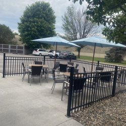 Caribou Coffee - Outdoor seating