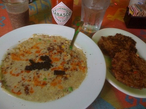 R. Thomas Deluxe Grill by null