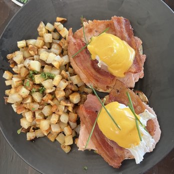 Blu Jam Cafe - Blue Blu Jam Benedict - Breakfast & Brunch Near Me - Sherman Oaks, California