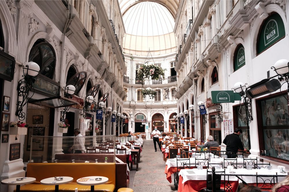 Mahzen Restaurant