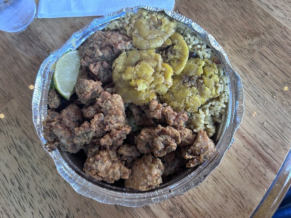 Food from Pa'l Monte