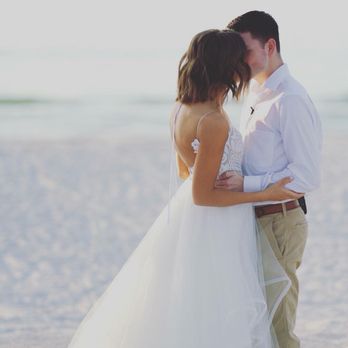 1776 Photography - Destination wedding on St Pete Beach in Fl - Videographers Near Me 1776 Photography - Destination wedding on St Pete Beach in Fl - Videographers Near Me